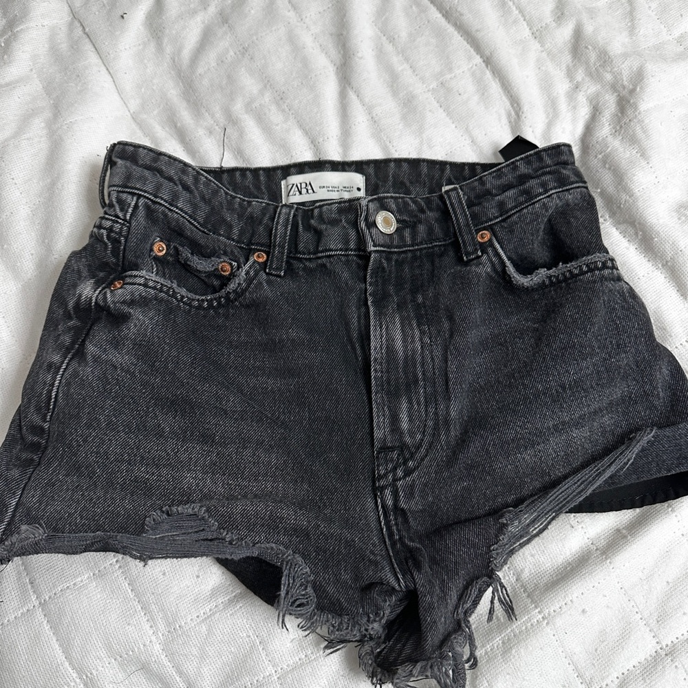 Zara Black Jean Shorts High-Waisted Distressed